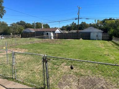 Main picture of 1240 S 74th East Ave
