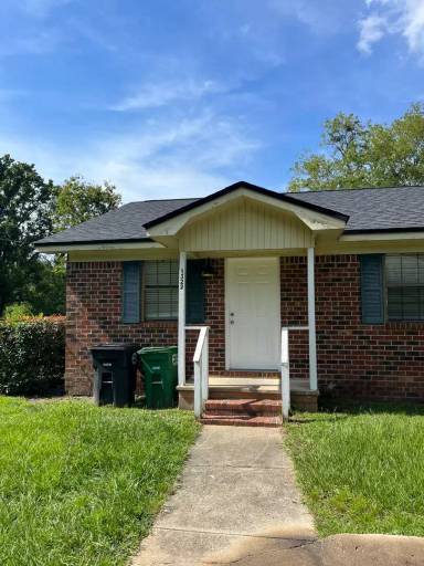 Main picture of 1322 Fuller Rd