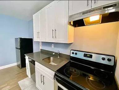 Main picture of 559 W 190th St