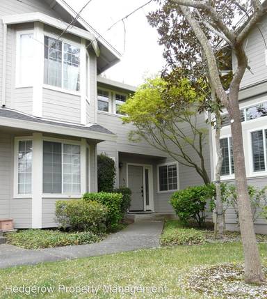 Main picture of 69 Valley Club Cir