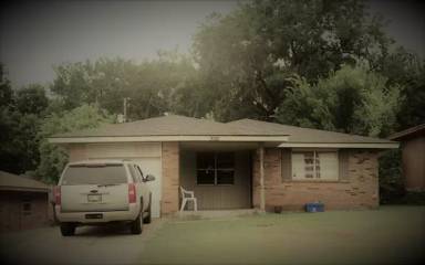 Main picture of 3015 NE 18th St