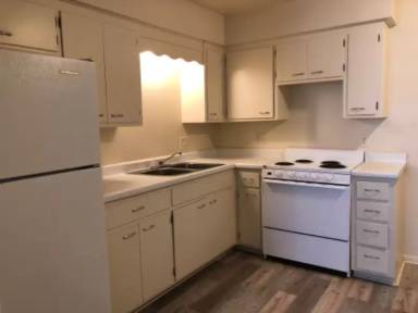 Main picture of 4821 Lovell Ln