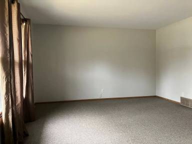 Main picture of 243 Chapel Ter