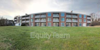 Main picture of 2600 Bushnell St
