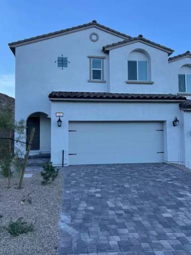 Main picture of 378 Yellow Finch Ln