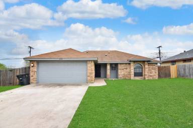 Main picture of 2305 Timberline Dr