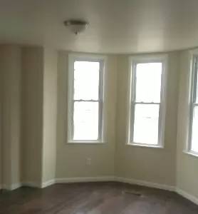 Main picture of 228 N Payson St