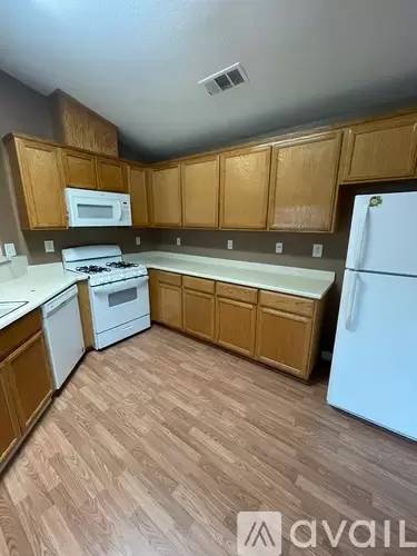 Main picture of 1536 Cardinal St
