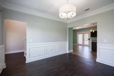 Main picture of 1050 Marne Blvd