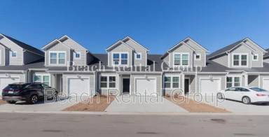 Main picture of 1375 Speedway St
