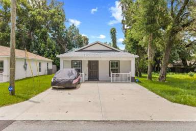 Main picture of 1004 NW 1st St