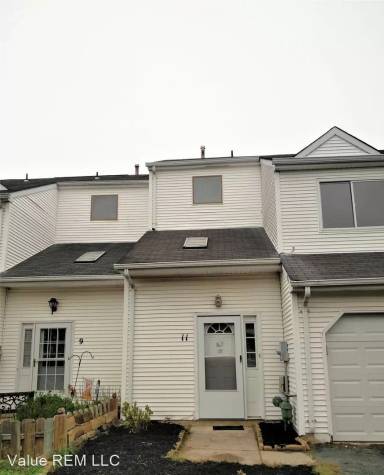 Main picture of 11 Saffron Dr