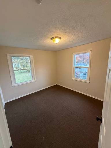 Main picture of 846 852 Central Dr