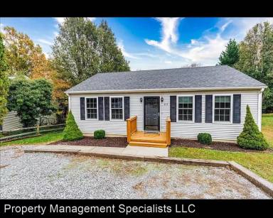 Main picture of 215 Alta Ln