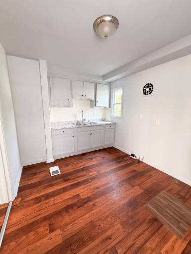 Main picture of 20494 Monica St