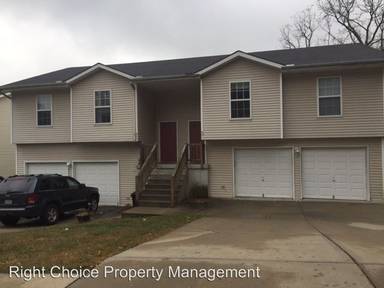 Main picture of 903 NE 82nd Ter