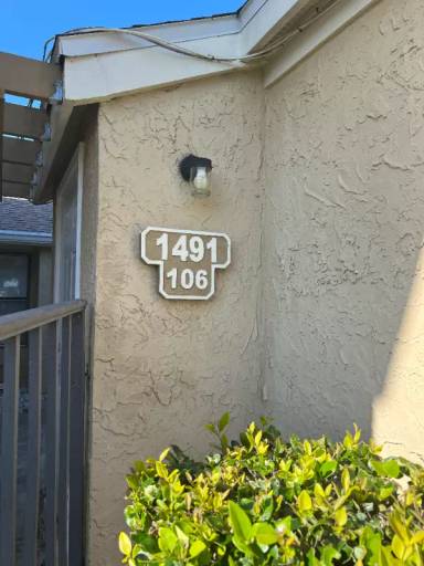 Main picture of 1491 Sheafe Ave NE