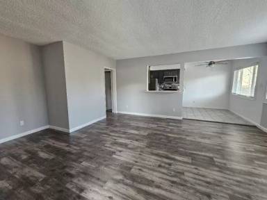 Main picture of 740 W Paseo del Mar