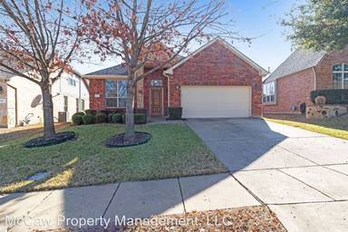 Main picture of 705 Max Dr