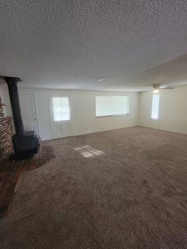 Main picture of 1326 Sacramento Blvd