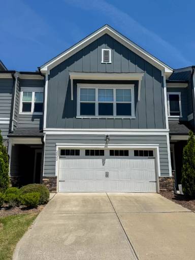 Main picture of 2202 Rooster Spur Court - 1