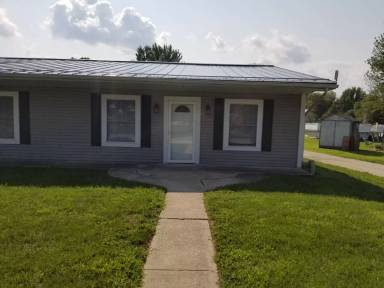 Main picture of 403 N Maple St