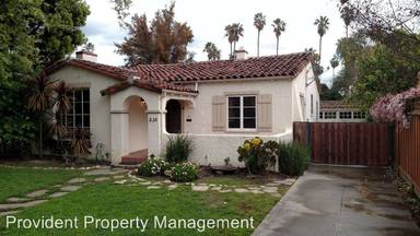 Main picture of 834 Riverside Dr