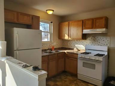 Main picture of 11129 Florence Ave