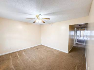 Main picture of 907 Arbor Ave