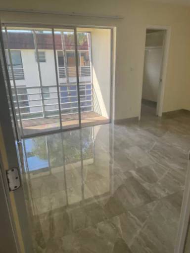Main picture of 2501 Lincoln St