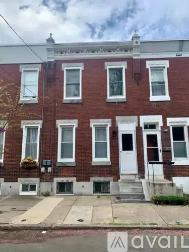 Main picture of 2158 E Letterly St