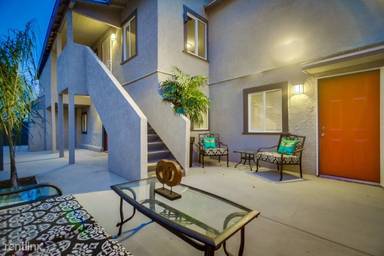 Main picture of 3327 1/2 Polk Ave
