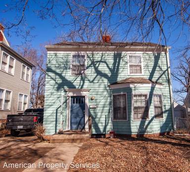 Main picture of 1700 Laramie St