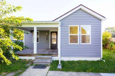 Main picture of 1390 Anne Ave