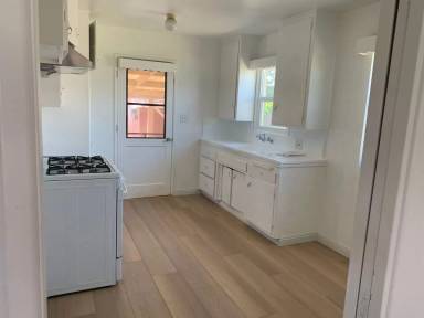 Main picture of 1043 S San Gabriel Blvd