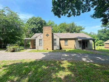 Main picture of 3359 Lucibill Rd