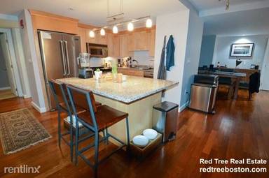 Main picture of 165 Tremont St