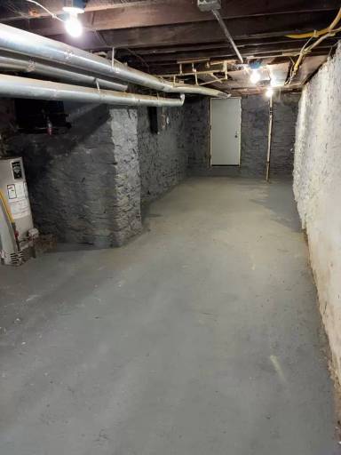 Main picture of 1756 Carswell St