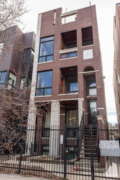 Main picture of 1133 W Addison St
