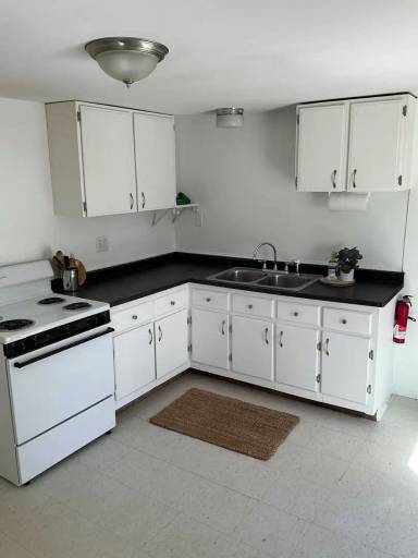 Main picture of 20 Central St