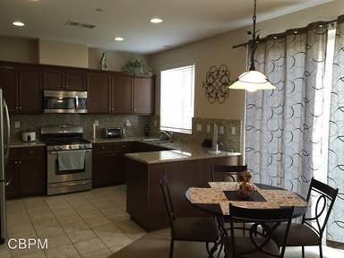 Main picture of 6886 Ivy Creek Way