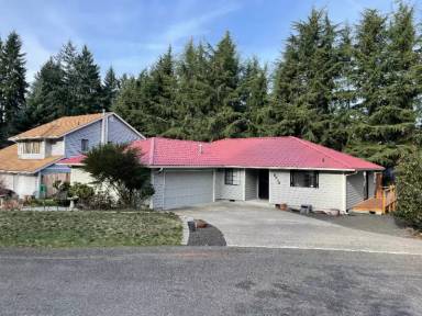 Main picture of 8938 49th Ct NE