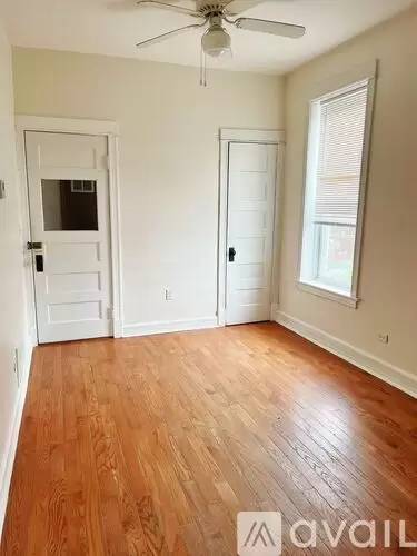 Main picture of 3115 S Lowe Ave