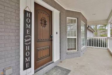 Main picture of 115 Elsberry Ln