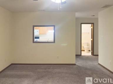 Main picture of 2425 Obryan Blvd