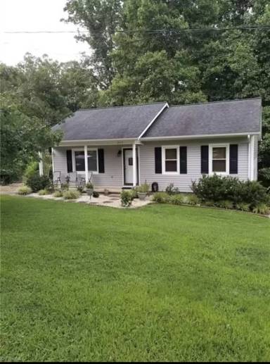 Main picture of 261 Tindall St