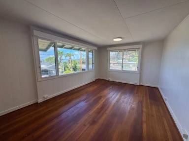 Main picture of 1654 Quincy Pl