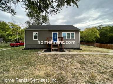 Main picture of 7801 Smalley Ave