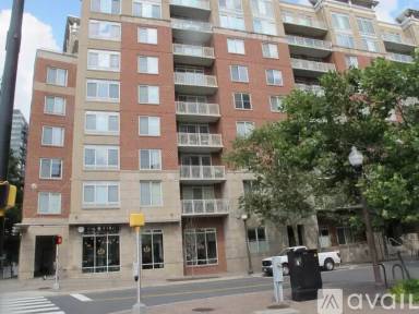 Main picture of 820 N Pollard St