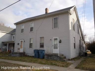 Main picture of 224 N Combs Ave